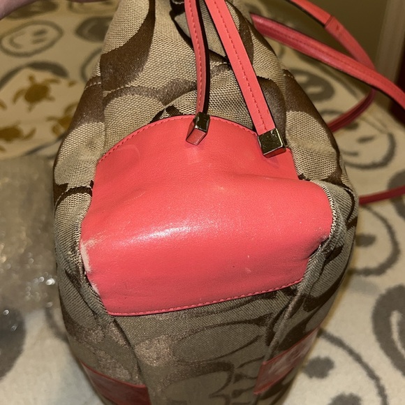 Coach Signature Coral Patent Leather/Canvas Tote - Picture 11 of 12